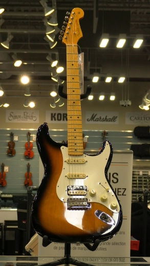 Fender - 025-1802-303